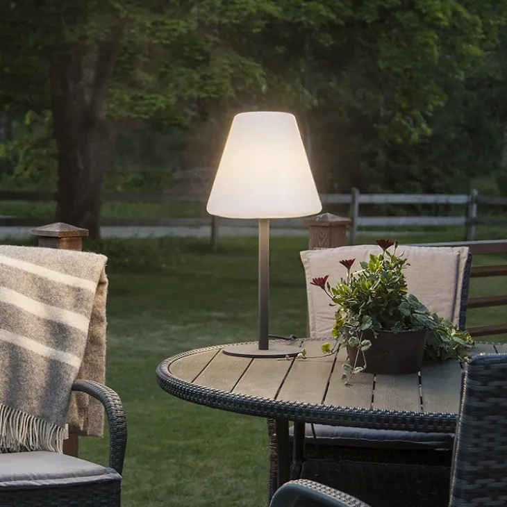 Bordslampa till uteplatsen