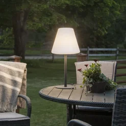 Bordslampa till uteplatsen