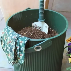 Hink med lock 10L, Omnioutil, Grön/Mörkgrön