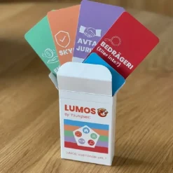 Kortspel om vuxenlivet, Lumos