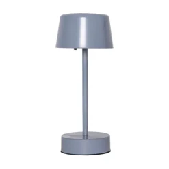 Liten solcellsladdad bordslampa