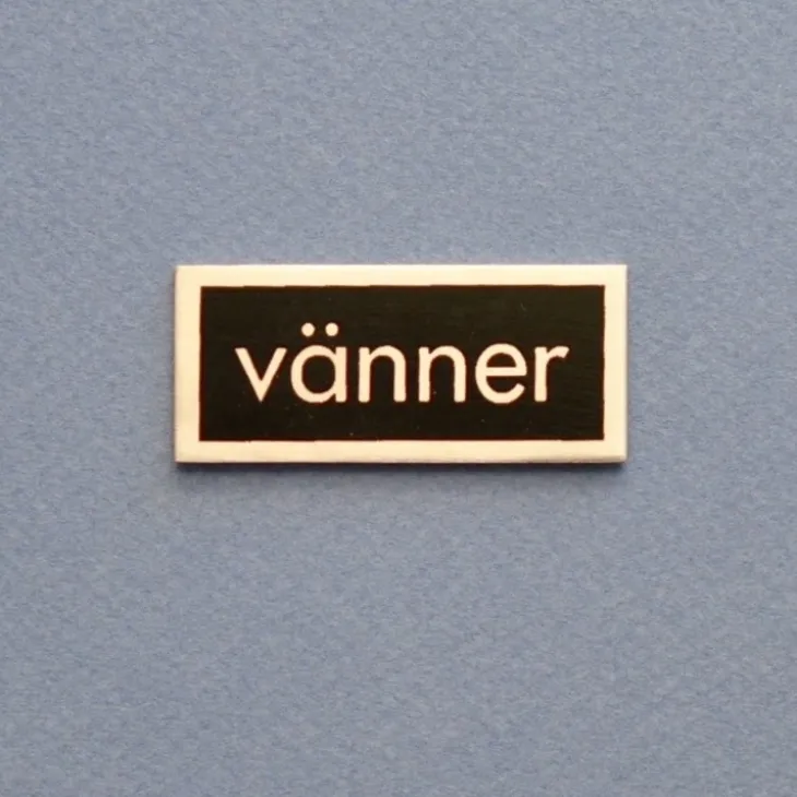Metallskylt, Vänner, Svart