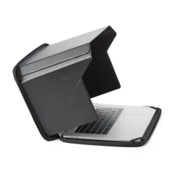 Solskydd och fodral till laptop