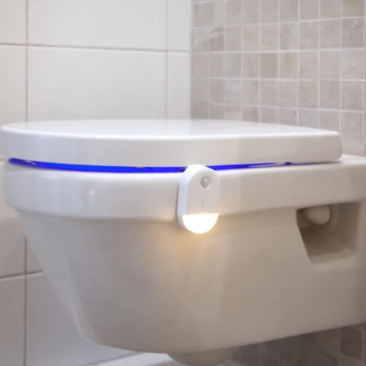 Toalettlampa med sensor
